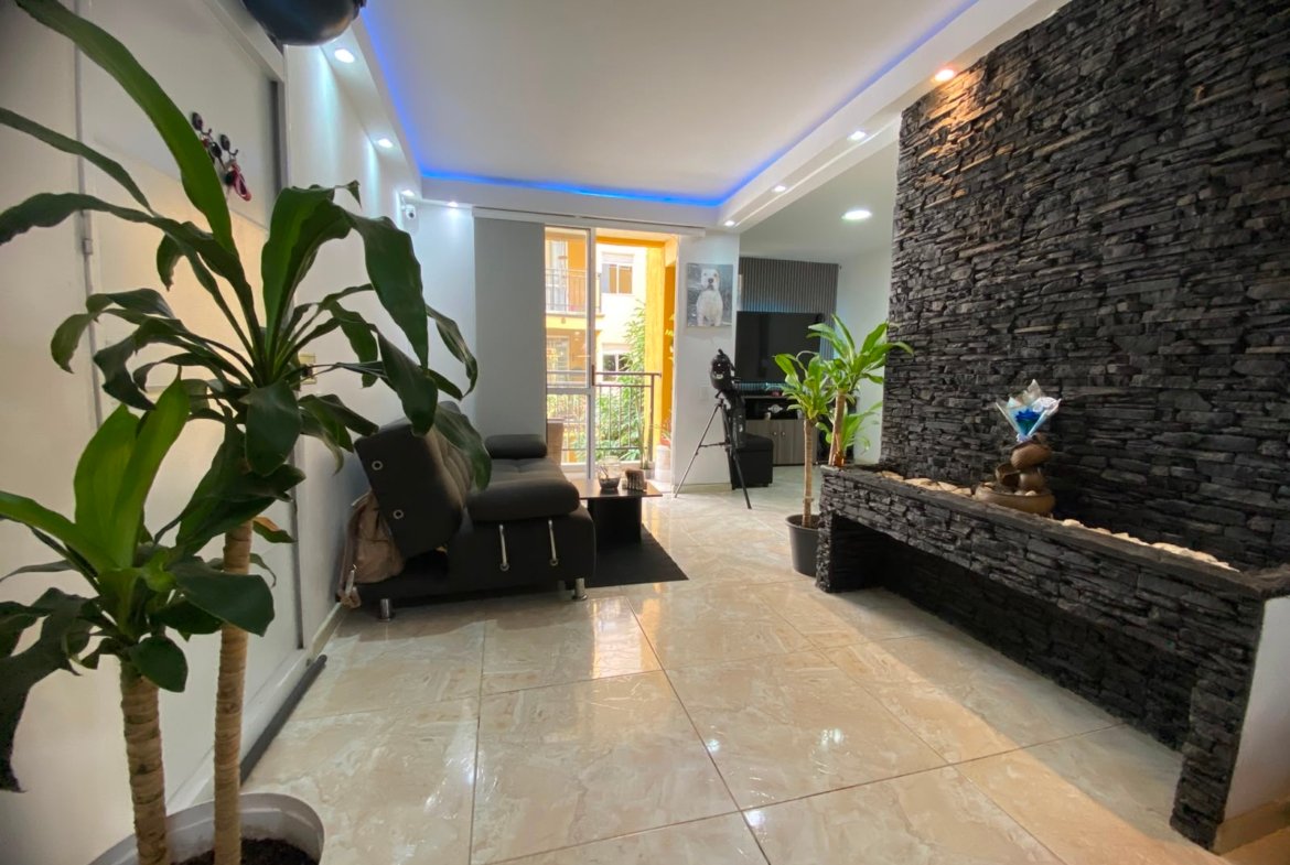 APARTAMENTO REMODELADO EN VENTA – POBLADO CAMPESTRE | UNIDAD SOLARES ✨ Diseño, comodidad y acabados que marcan la diferencia. 💰 Precio de venta: $180.000.000 📍 Poblado Campestre – Unidad Residencial Solares 📐 53 m² 🏢 Piso 2