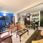 CASA EN VENTA EN RESERVAS DEL LILI – CALI Una casa de 3 pisos, con parqueadero privado y potencial de ampliación en uno de los sectores residenciales más consolidados del sur de Cali 💰 $387.000.000 | Estrato 5 | 3 pisos | 3 habitaciones | 3 baños | Parqueadero privado #52